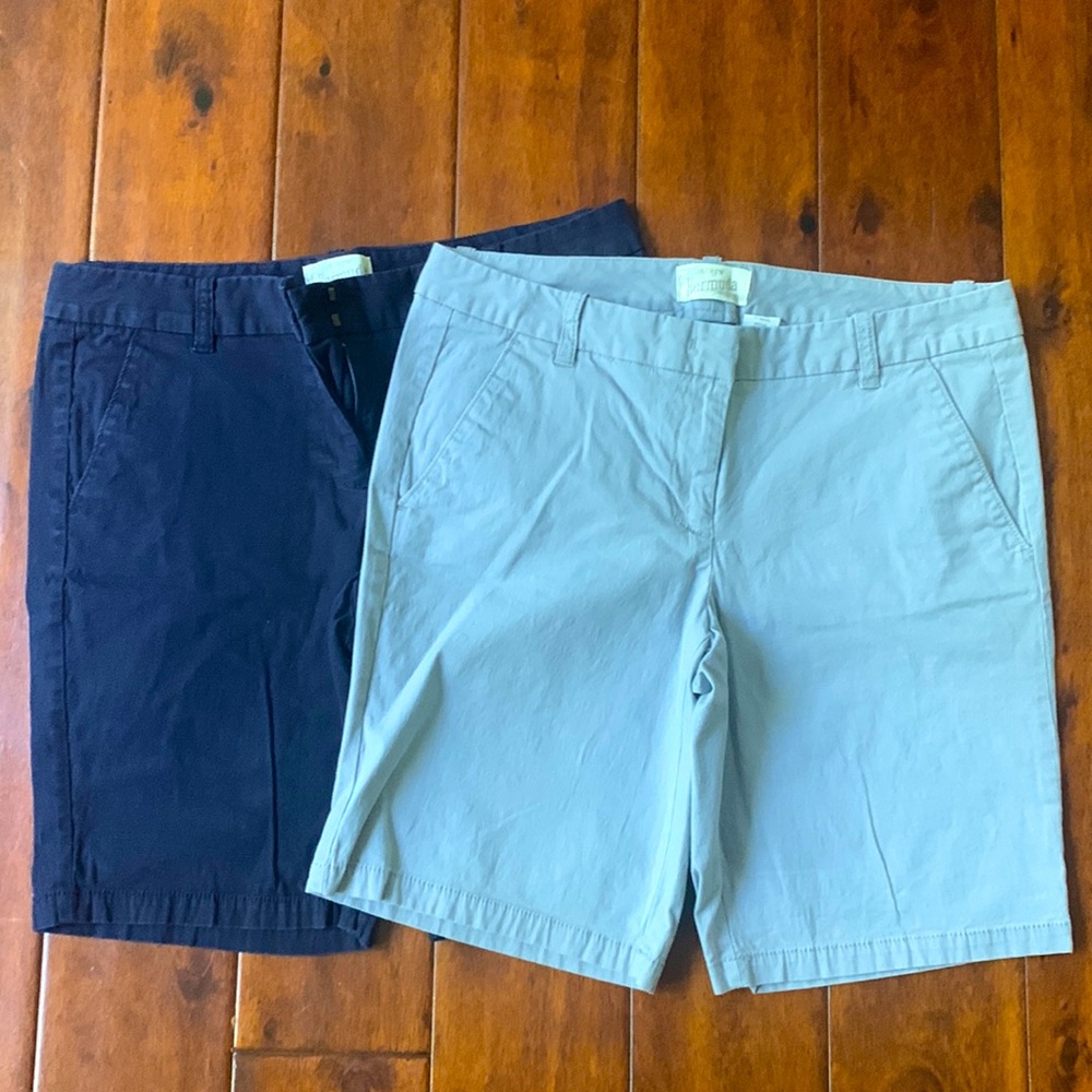 J Crew women’s Bermuda shorts. Size 4